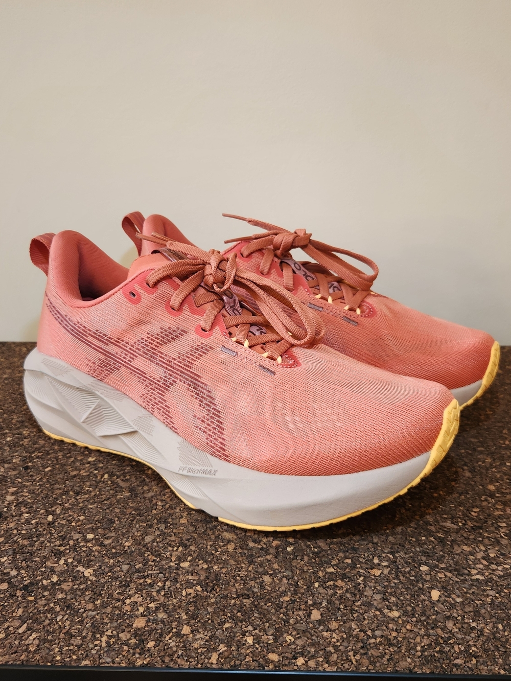 Asics Novablast 5 Running Shoes Womens Size 9